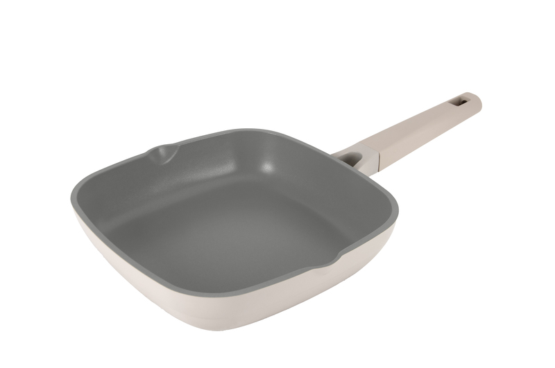 Cast Alum 9.5" Frying Pan Cream - 1 Cast Alum 9.5" Frying Pan Cream - 1
